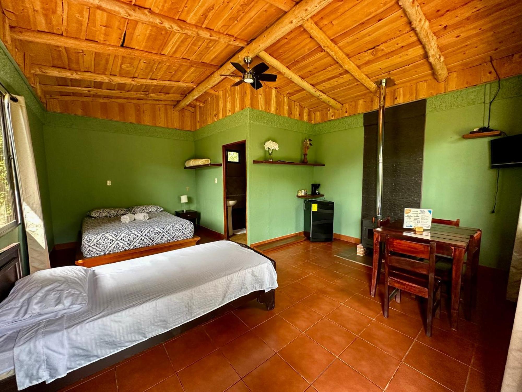 Hotel De Montana El Pelicano San Isidro De El General Eksteriør bilde